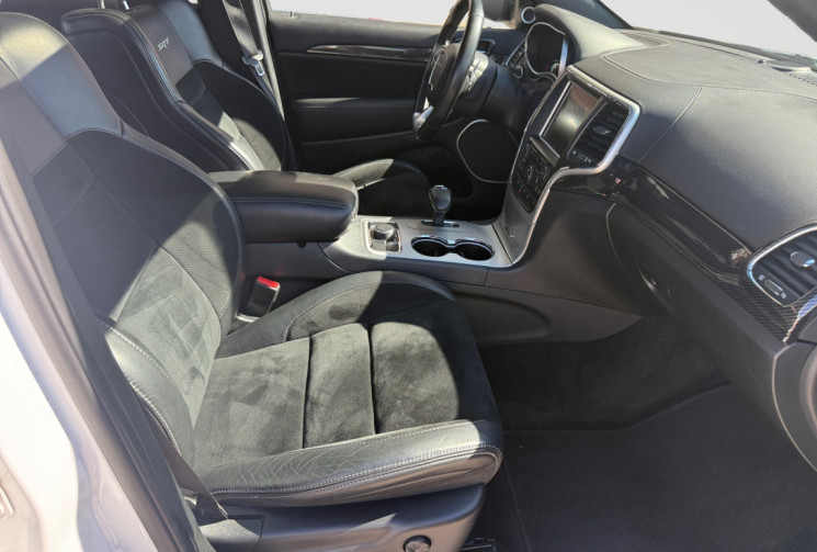 Jeep GRAND CHEROKEE 6.4 HEMI V8