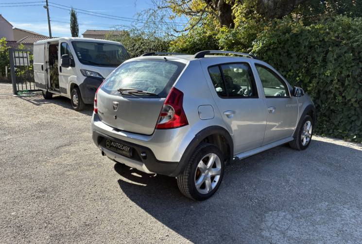 Dacia Sandero 1.6 16v 105ch Bioéthanol Stepway / ETHANOL D'ORIGINE