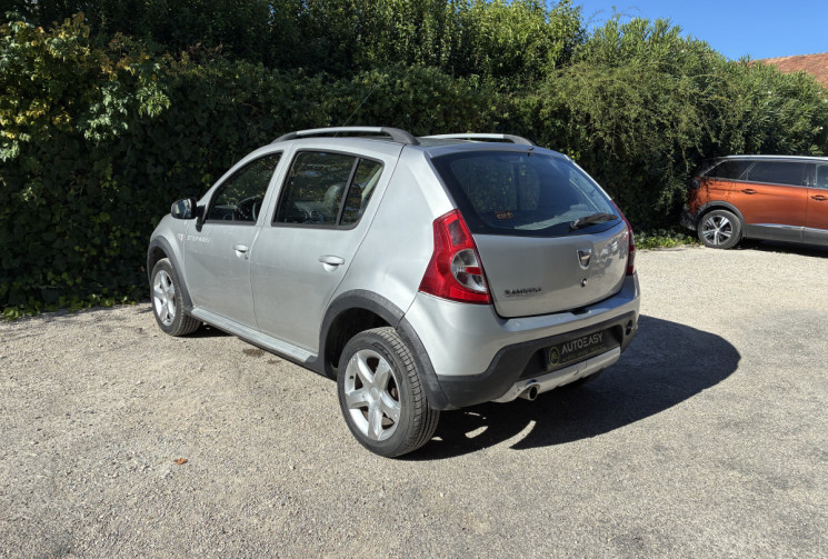 Dacia Sandero 1.6 16v 105ch Bioéthanol Stepway / ETHANOL D'ORIGINE