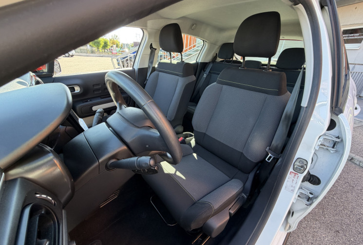 Citroën C3 PureTech 82ch Graphic S&S E6.d / courroie de distribution changée
