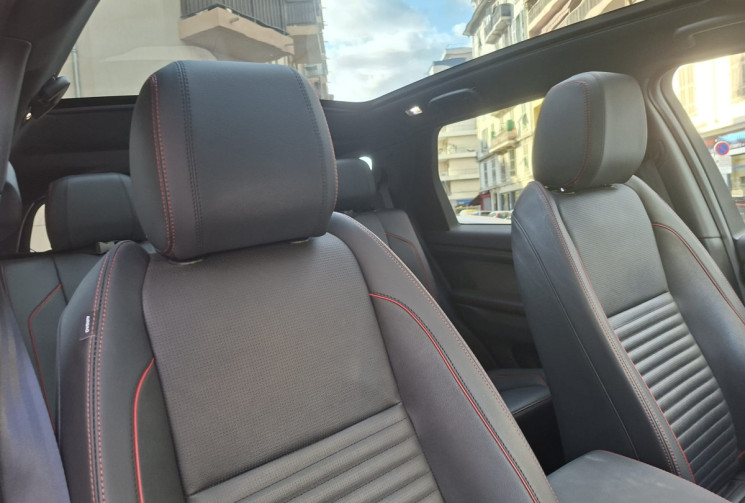 Land-Rover DISCOVERY SPORT P300 E R DYNAMIC SE AWD BVA 26500 kms