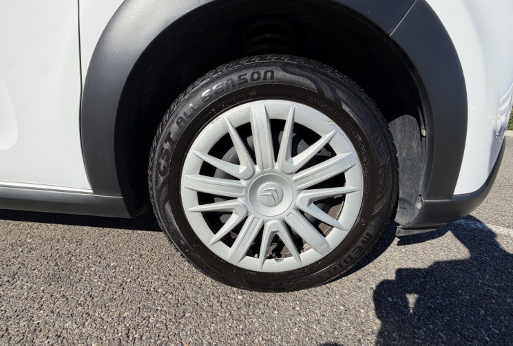Citroën C3 PureTech 82ch Graphic S&S E6.d / courroie de distribution changée