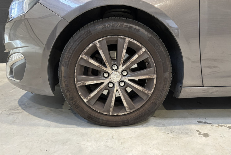 Peugeot 308 SW 1.6 120 ch Business Pack EAT6 / Boîte automatique / Distribution 2026