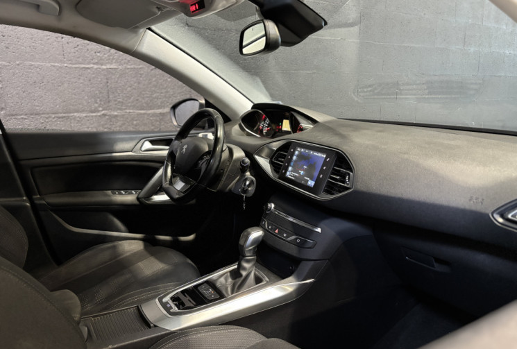 Peugeot 308 SW 1.6 120 ch Business Pack EAT6 / Boîte automatique / Distribution 2026