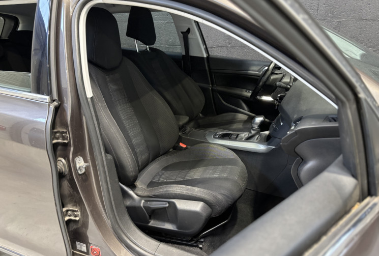 Peugeot 308 SW 1.6 120 ch Business Pack EAT6 / Boîte automatique / Distribution 2026