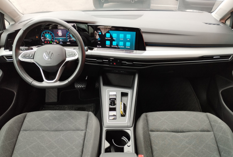 Volkswagen Golf VIII 1.0 e-TSi 110 S&S DSG7 Life Plus