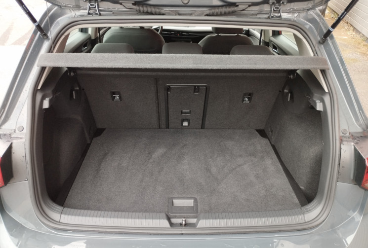 Volkswagen Golf VIII 1.0 e-TSi 110 S&S DSG7 Life Plus