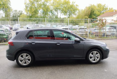 Volkswagen Golf VIII 1.0 e-TSi 110 S&S DSG7 Life Plus
