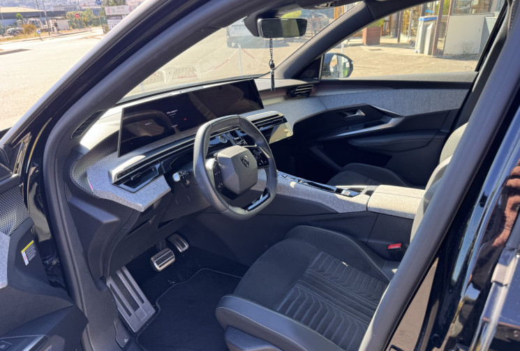 Peugeot 3008 1.2 Hybrid 136 cv Boîte auto GT hifi Focal, Alcantara
