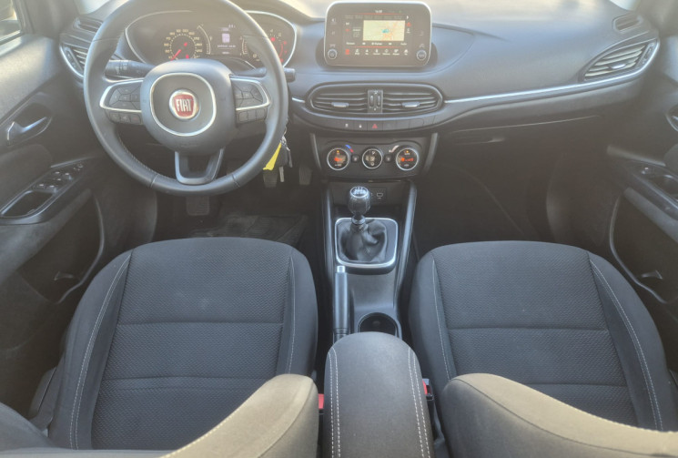 FIAT TIPO  (356) Hatchback 1.4 i 16V 95 cv * Nouvelle Distribution * Clim * Camera de recul 