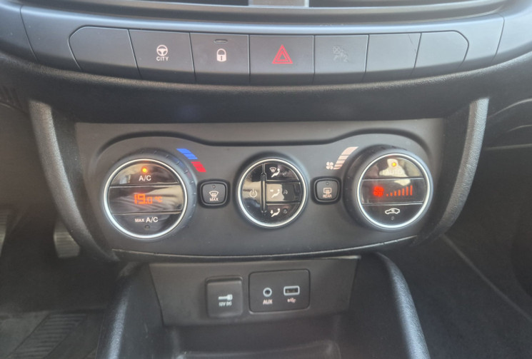 FIAT TIPO  (356) Hatchback 1.4 i 16V 95 cv * Nouvelle Distribution * Clim * Camera de recul 