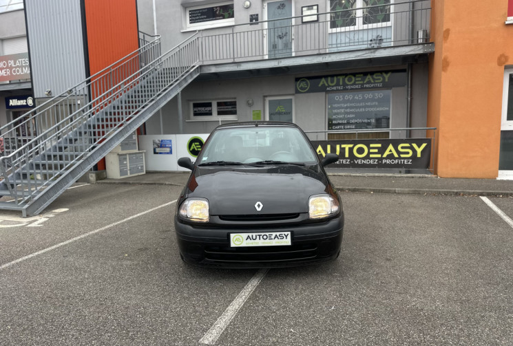Renault Clio 1.4i 75ch