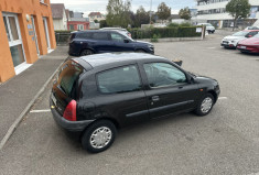 Renault Clio 1.4i 75ch