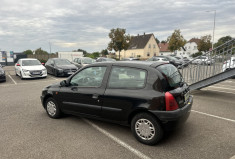 Renault Clio 1.4i 75ch