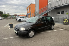Renault Clio 1.4i 75ch