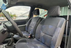 Renault Clio 1.4i 75ch