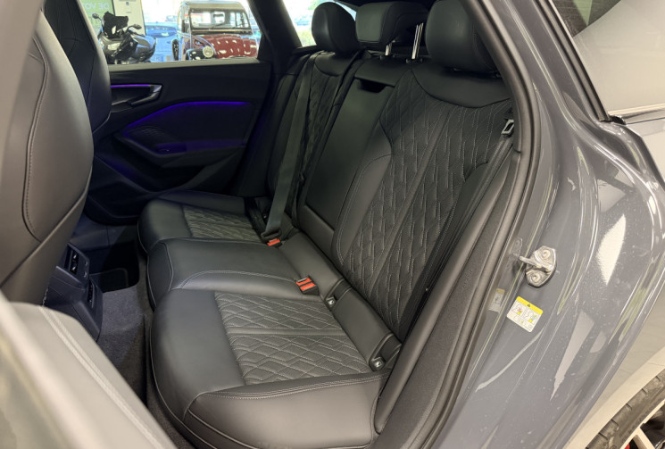Audi A5 avant 2.0 TFSI Hybride 367 Quattro – Matrix – B&O – HUD 
