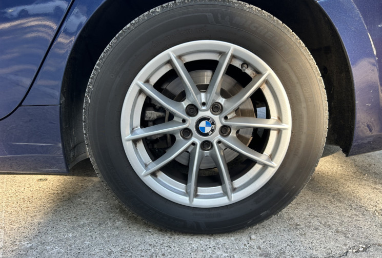 BMW Série 3 318D G21 150CV  /ENTRETIEN A JOUR/ FRANCAIS