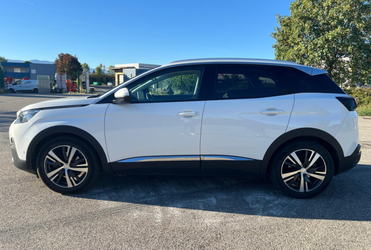 Peugeot 3008 2.0 Blue HDI 150 Allure Business / Suivi entretien complet