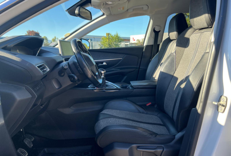 Peugeot 3008 2.0 Blue HDI 150 Allure Business / Suivi entretien complet