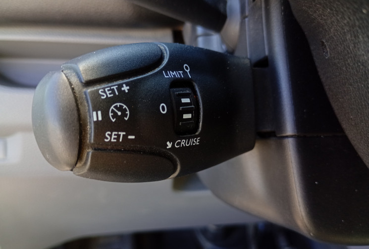 Peugeot Expert 2.0 HDi 180ch Premium EAT8 | TVA Récupérable | CarPlay | Attelage
