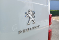 Peugeot Expert 2.0 HDi 180ch Premium EAT8 | TVA Récupérable | CarPlay | Attelage