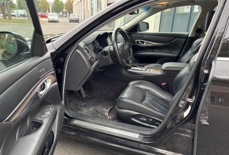  INFINITI Q70 3.5H V6 PREMIUM TECH