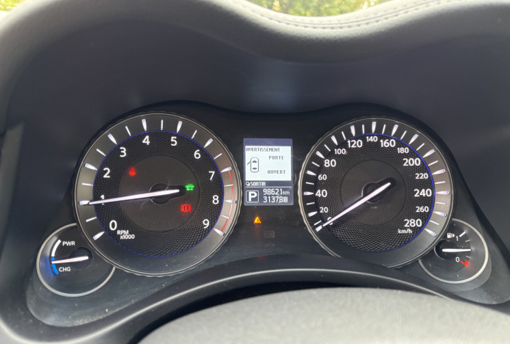 INFINITI Q70 3.5H V6 PREMIUM TECH