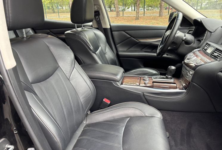  INFINITI Q70 3.5H V6 PREMIUM TECH