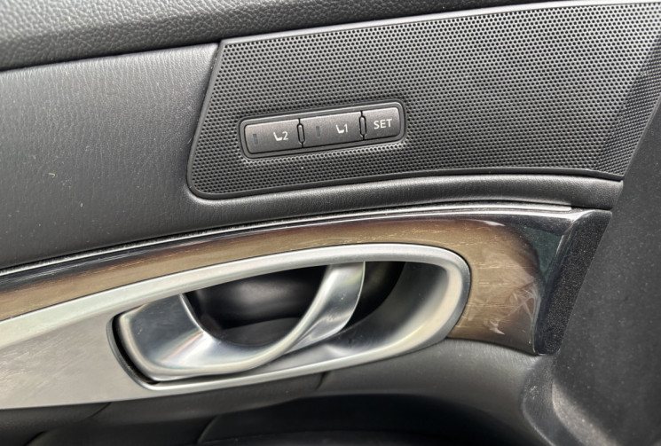  INFINITI Q70 3.5H V6 PREMIUM TECH