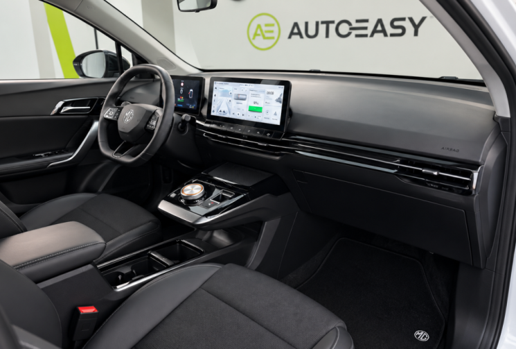 MG MG4 Luxury Extended Range 77 kWh / Décembre 2023 / État neuf / Garantie 