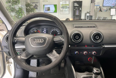 Audi A3 1.6 TDI 110 CH ATTRACTION 3 PORTES BVM6
