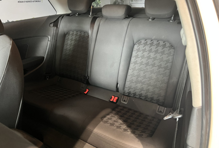 Audi A3 1.6 TDI 110 CH ATTRACTION 3 PORTES BVM6