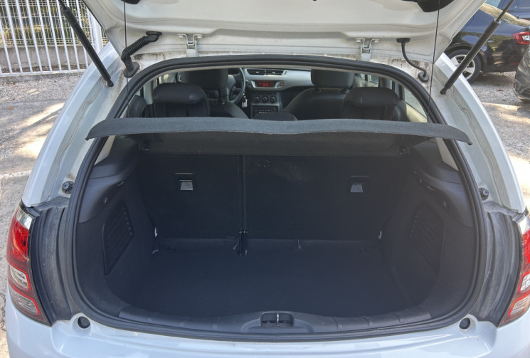 Citroën C3 1.0 VTI 68 CONFORT PACK / Climatisation / Entretien à Jour