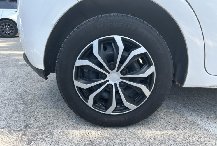 Citroën C3 1.0 VTI 68 CONFORT PACK / Climatisation / Entretien à Jour