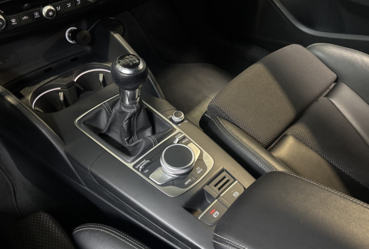 Audi A3 BERLINE 1.6 TDI S LINE PLUS 2020 / CARPLAY / VIRTUAL COCKPIT / CAMÉRA DE RECUL