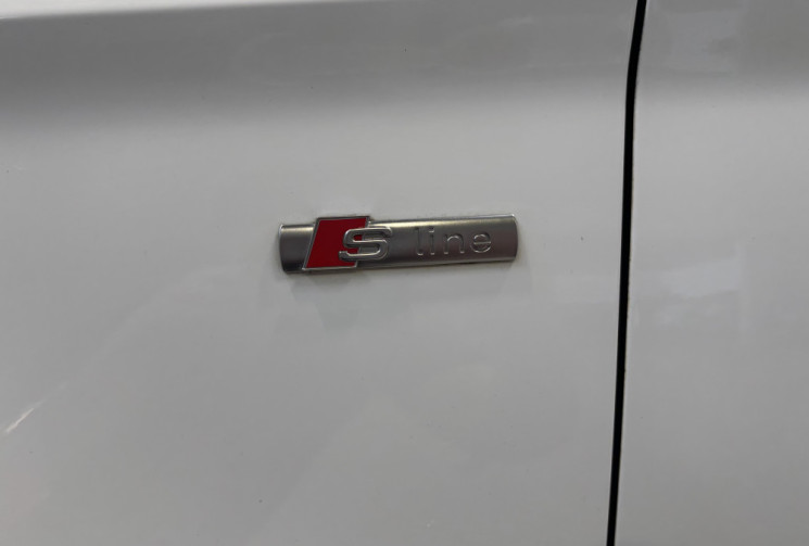 Audi A3 BERLINE 1.6 TDI S LINE PLUS 2020 / CARPLAY / VIRTUAL COCKPIT / CAMÉRA DE RECUL