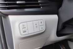 Hyundai BAYON 1.0 T-GDi 100 MildHybrid 48V DCT-7 Créative / Entretien Hyundai / Attelage amovible