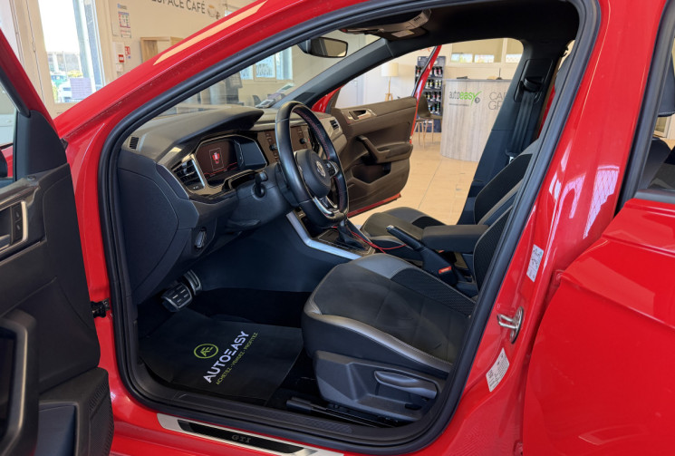 Volkswagen Polo GTI 2.0 TFSI DSG6 200 GTI / SUIVI D'ENTRETIEN COMPLET / INTERIEUR CUIR / ALCANTARA