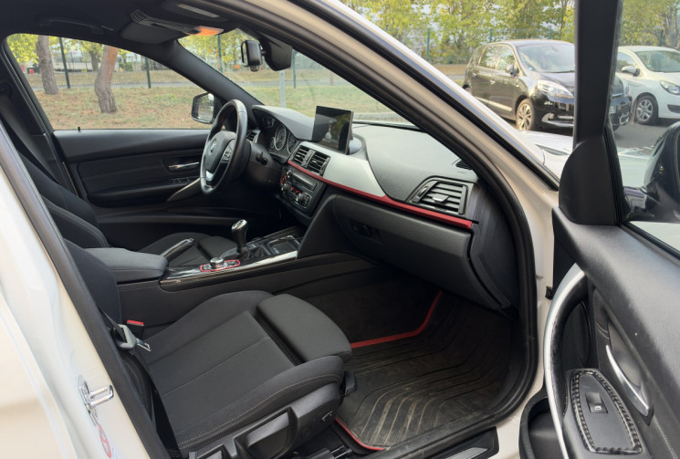 BMW Série 3 (F30) 320D 184 SPORT