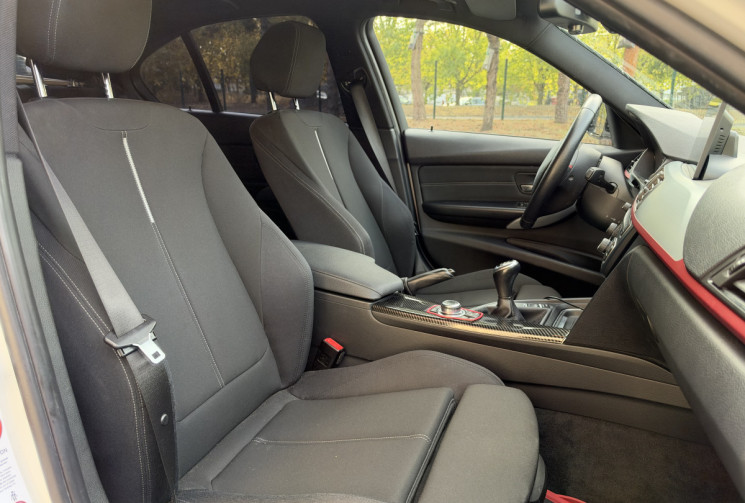 BMW Série 3 (F30) 320D 184 SPORT