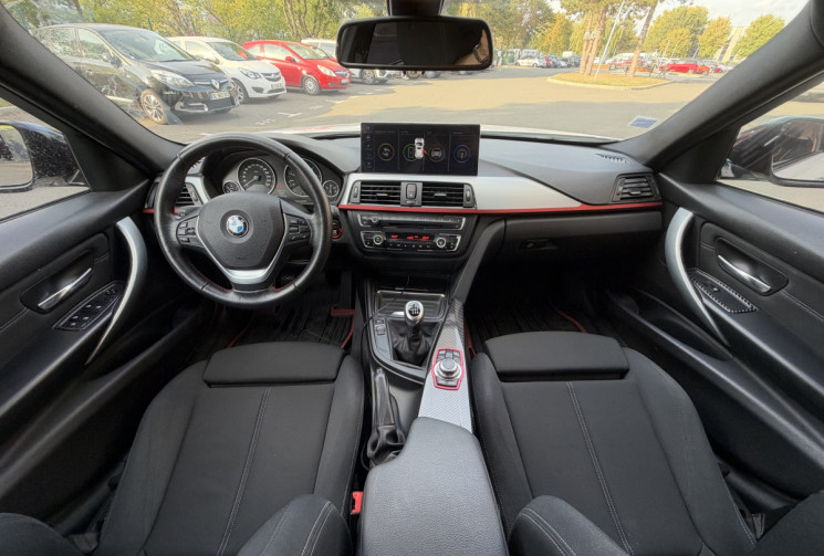 BMW Série 3 (F30) 320D 184 SPORT