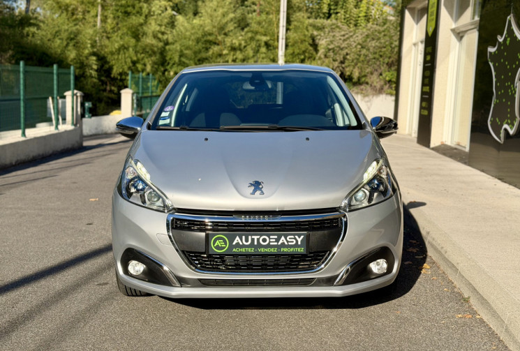 Peugeot 208 1.2 THP Allure 110 cv / 35 500 km / FULL Entretien PEUGEOT / Radar de recul