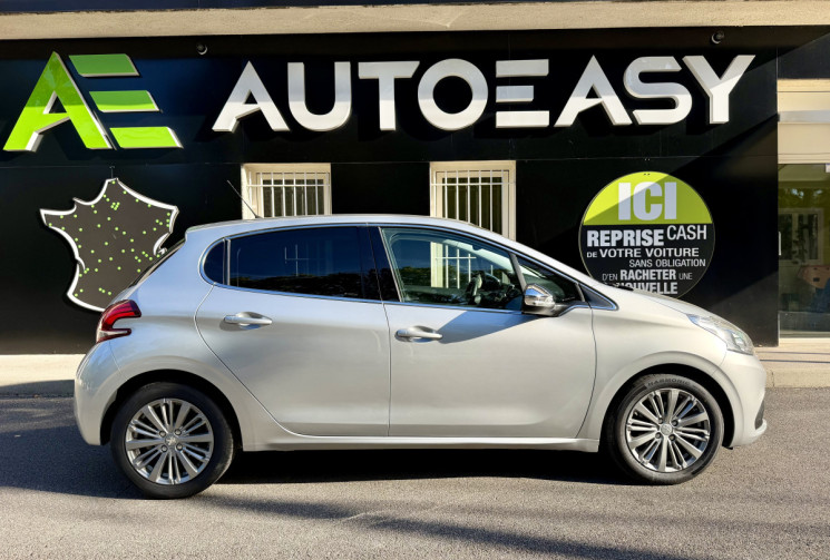 Peugeot 208 1.2 THP Allure 110 cv / 35 500 km / FULL Entretien PEUGEOT / Radar de recul