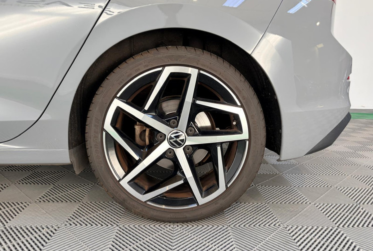 Volkswagen Golf 8 VIII-2.0 TDI 150 CV - TOIT OUVRANT - SIEGE CHAUFFANT