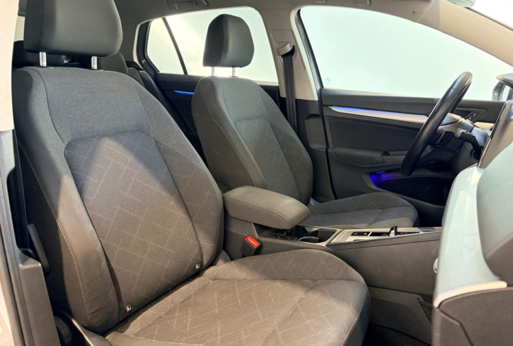 Volkswagen Golf 8 VIII-2.0 TDI 150 CV - TOIT OUVRANT - SIEGE CHAUFFANT