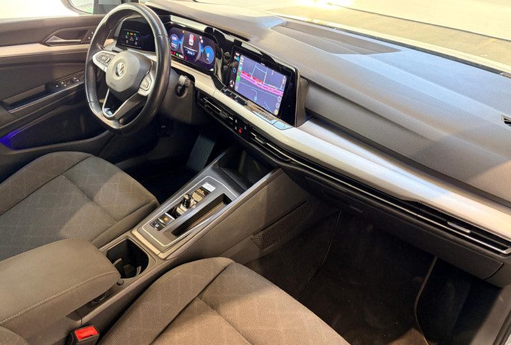 Volkswagen Golf 8 VIII-2.0 TDI 150 CV - TOIT OUVRANT - SIEGE CHAUFFANT