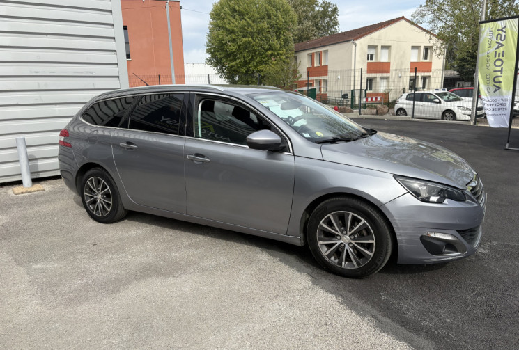 Peugeot 308 1.6 HDI 120 allure sw Boite auto