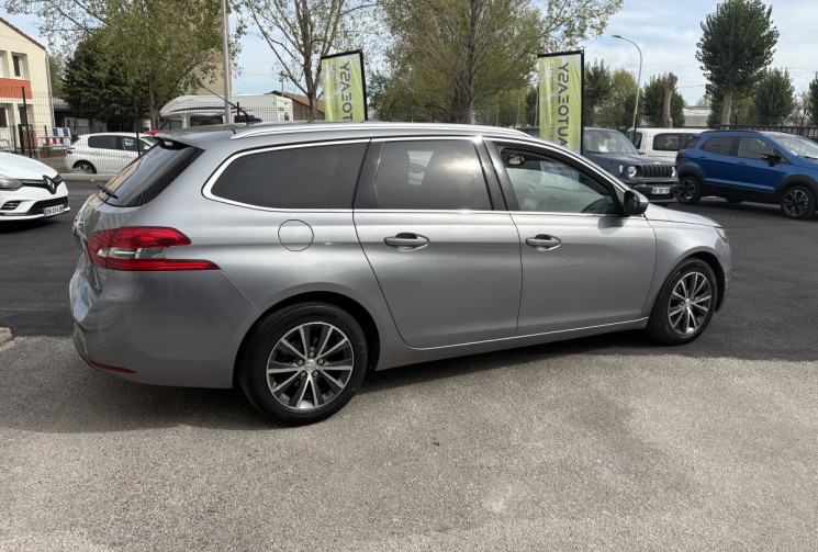 Peugeot 308 1.6 HDI 120 allure sw Boite auto