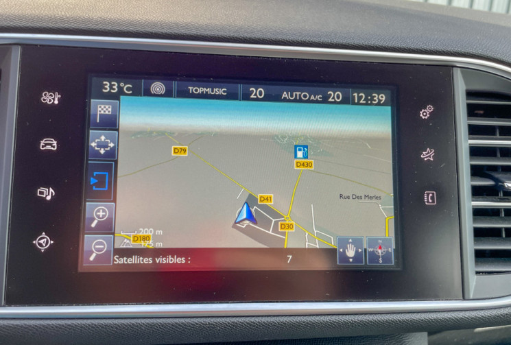 Peugeot 308 GT 1.6 THP 205 cv  MOTEUR A CHAINE CUIR CHAUFFANT MASSANT CAM DENON CARNET  